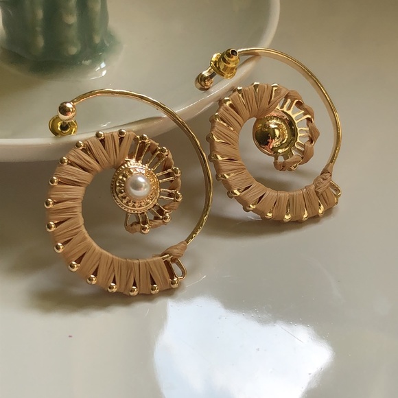 Boho Chic Woven Earrings - Picture 4 of 7